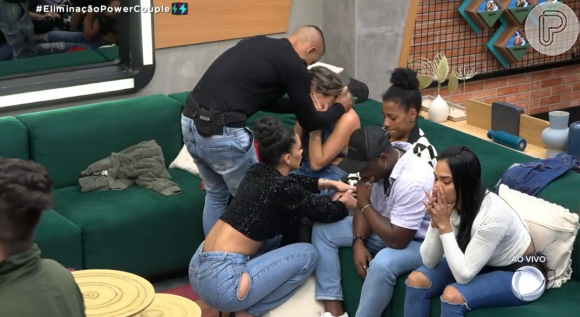 "Power Couple Brasil 6": Bruno Passa e Michele ficaram chocados e choraram bastante com a eliminação de Gabi Augusto e Cartolouco nesta quinta-feira (2)