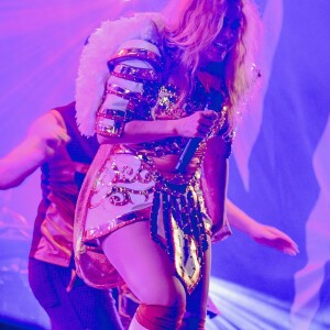 Rosto inchado de Joelma preocupou fãs da cantora