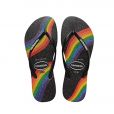  Chinelo com as cores do orgulho LGBTQIA+: esse modelo é o Slim pride, de Havaianas 
  