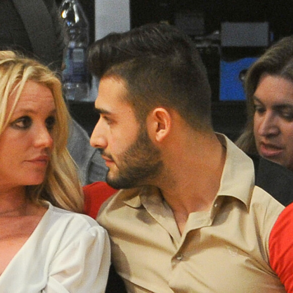 Britney Spears e Sam Asghari se casaram nesta quinta-feira (09)