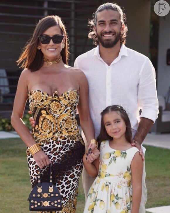 Atualmente, Deborah Secco é casada com Hugo Moura