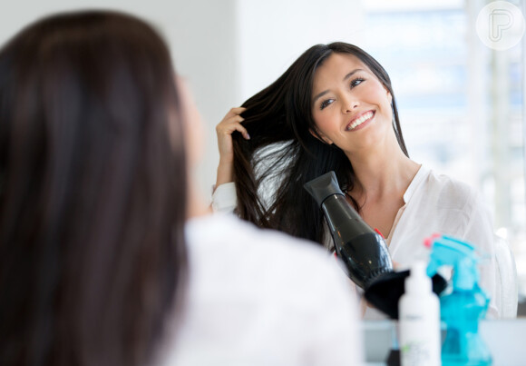 Secador de cabelo pode tornar sua rotina de beleza mais prática e fácil
