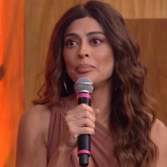 Durante o programa, que debateu o caso Klara Castanho, a atriz pediu para que parem de julgar