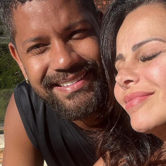 Viviane Araújo revela que se emocionou ao sentir Joaquim chutar