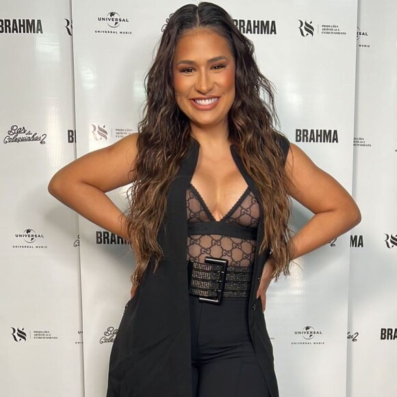 Simone celebrou a mudança de usuário no Instagram: 'Tô feliz!'