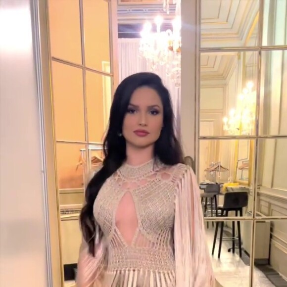 Juliette escolheu vestido com trend handmade para cantar com Gilberto Gil