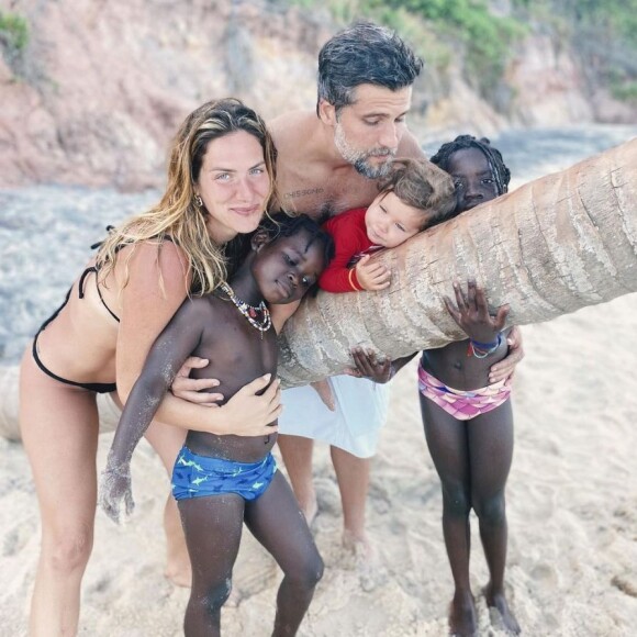 Giovanna Ewbank disse que Bless não percebeu muita coisa, mas Titi percebeu e ficou assustada