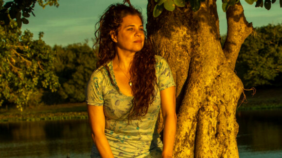 'Pantanal' ganha nova Maria Bruaca após mãe de Guta se mudar para chalana. Saiba quem é!