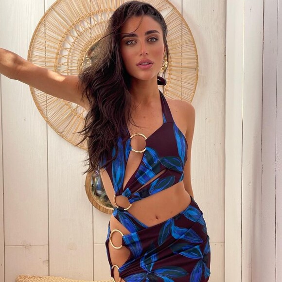 Elisa Zarzur nasceu em São Paulo, trabalha como influenciadora e acumula mais de 178 mil seguidores no Instagram