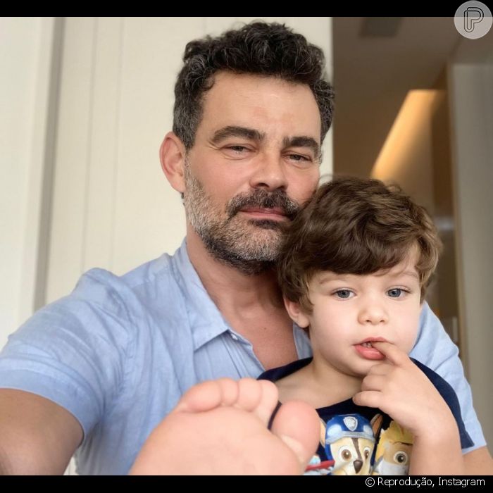 Carmo Dalla Vecchia detalhou dia a dia com o marido, João Emanuel Carneiro, e Pedro, de 3 anos