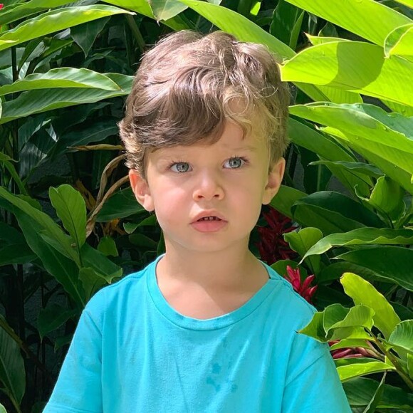 Pedro é filho de Carmo Dalla Vecchia e João Emanuel Carneiro
