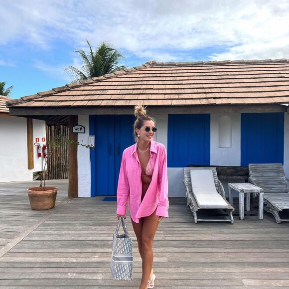 Aline Gotschalg, de 31 anos, foi liberada para voltar aos treinos nesta segunda-feira (22)