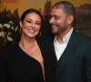 Paolla Oliveira e o namorado, Diogo Nogueira, prestigiaram casamento de empresário