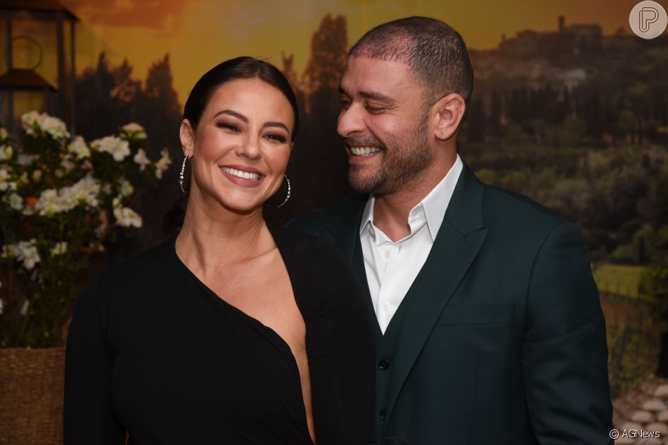Look de casamento: Paolla Oliveira usa vestido aberto na perna em festa ...