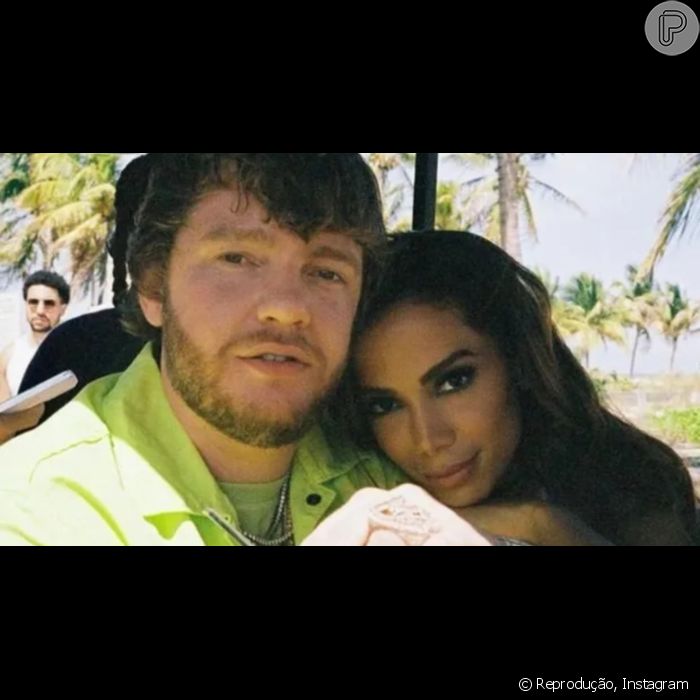 Fim Do Namoro Ap S Boatos De T Rmino Anitta Apaga Fotos E Para De Seguir Murda Beatz Purepeople