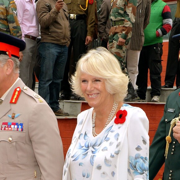 Príncipe Charles e Camilla Parker Bowles já estão a caminho da Escócia