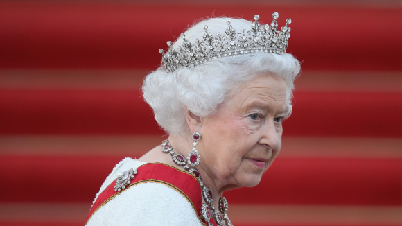 Rainha Elizabeth II: estado de saúde da monarca é preocupante e família é convocada. Aos detalhes