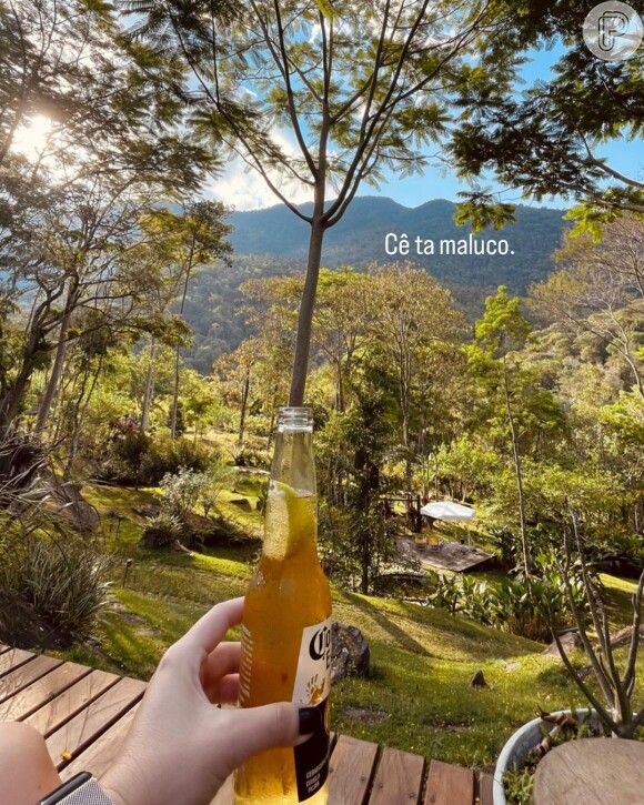 Fernanda Souza exibiu uma série de 'momentos relax' nas redes sociais