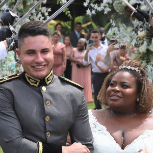 Jojo Todynho negou crise no casamento com o militar Lucas Souza