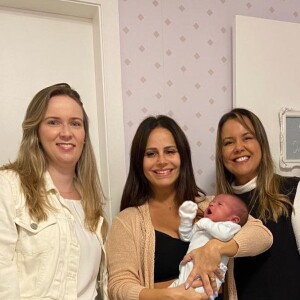 Viviane Araujo recebeu críticas por contratar duas cuidadoras para cuidar do seu primogênito