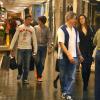 Enzo passeia em shopping com Claudia Raia e Edson Celulari