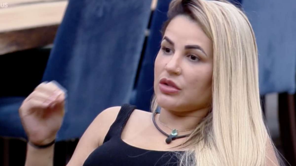 Deolane Bezerra revela receio ao ser convidada para ter um prato no Paris 6  - Purepeople