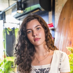 Alanis Guillen foi revelada como Rita da novela 'Malhação', em 2019