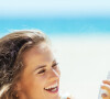 Protetor solar para cabelo: para ir à praia, é essencial levar o produto para manter a saúde dos fios