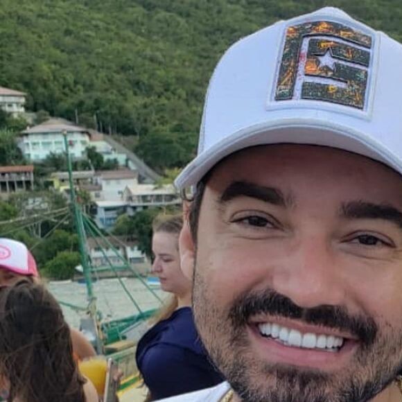 Kamily Zor sobre o pai, Fernando: 'Amo meu pai com todo o meu coração, mas ele é humano e falho, como todos nós. E está tudo bem'