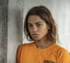 Depois de passar pela prisão, Brisa (Lucy Alves) retorna ao Nordeste com ajuda de Oto (Romulo Estrela), na novela 'Travessia'