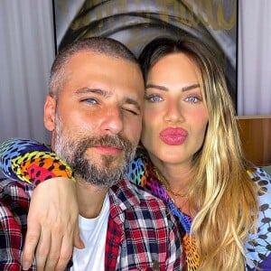 Bruno Gagliasso e Giovanna Ewbank comemoraram muito a vitória de Lula