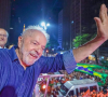 Após o anúncio da vitória de Luiz Inácio Lula da Silva, o presidente eleito foi recebido com festa na avenida Paulista