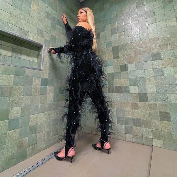 Um ano sem Marília Mendonça: cantora deixou também legado fashion. Relembre looks!