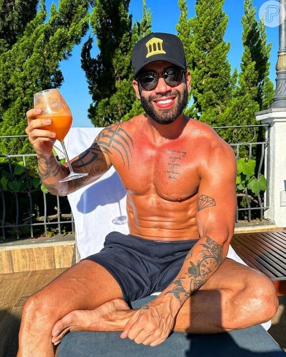 Gusttavo Lima teve sua foto comentada por vários sertanejos famosos