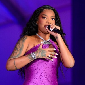 Grammy Latino: Ludmilla agradeceu aos fãs após receber prêmio