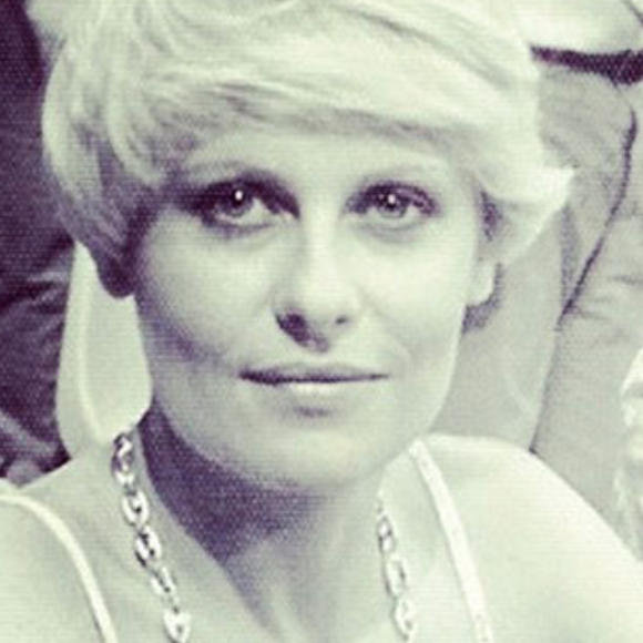 Com fotos antigas, Ana Maria Braga é comparada com atrizes americanas dos anos 1970