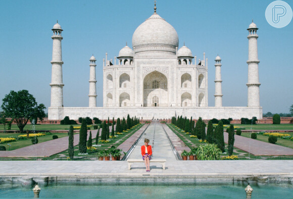 The Crown: famosa foto de Diana no Taj Mahal não é citada na série da Netflix