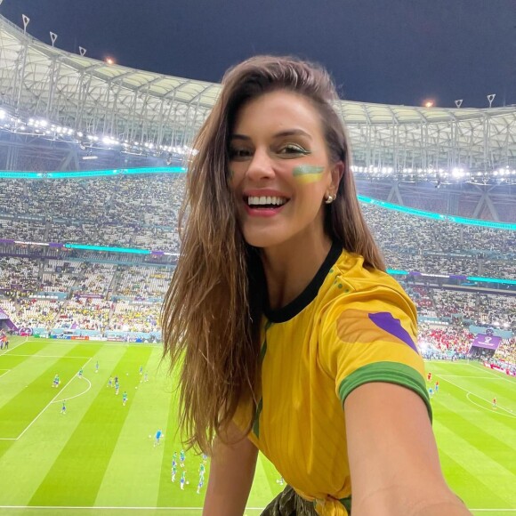 Ex-BBB acompanhou jogo do Brasil após ganhar ingresso de Ronaldo