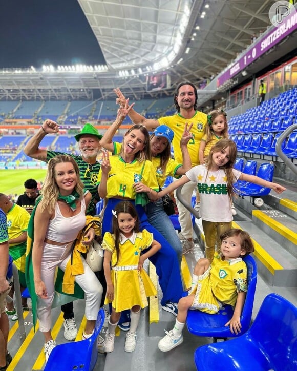 Carol Cabrino levou toda a família para assistir a Copa do Mundo e torcer por Marquinhos