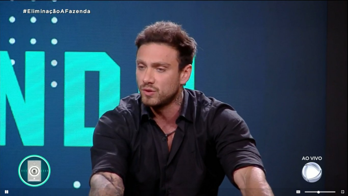 Foto A Fazenda os eliminados foram convocados para ajudar os