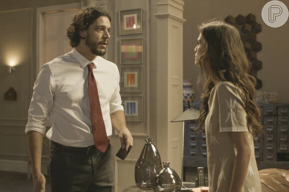 Novela 'Mar do Sertão': Labibe (Theresa Fonseca) e Maruan (Pedro Lamin) se beijam no capítulo de quinta-feira 22 de dezembro de 2022