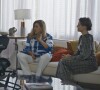 Vanessa (Letícia Colin) convence a mãe, Zoé (Regina Casé), a raptar o filho bebê de Maíra (Sophie Charlotte) na novela 'Todas as Flores'