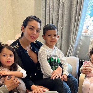 Cristiano Ronaldo e Georgina Rodríguez têm, ao todo, cinco filhos