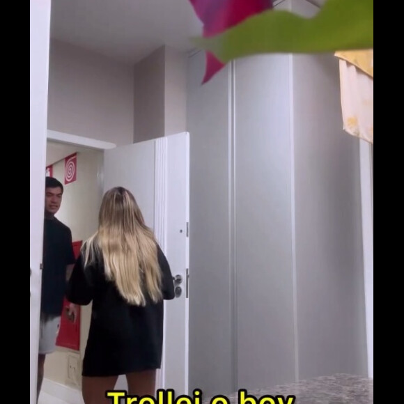 Gabi Martins se divertiu com 'pegadinha' para o namorado, Lincon Lau