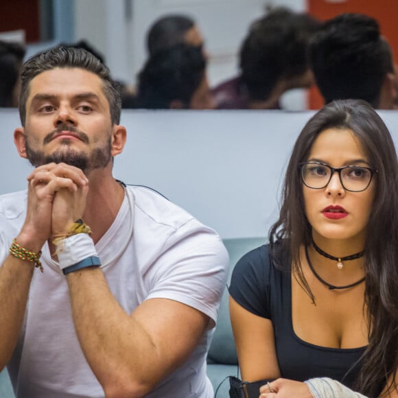 'BBB': Emilly Araújo recordou namoro tóxico com Marcos Härter, por quem foi agredida. 'Tudo isso poderia ter sido evitado sim! Com milhares de câmeras ao redor...'