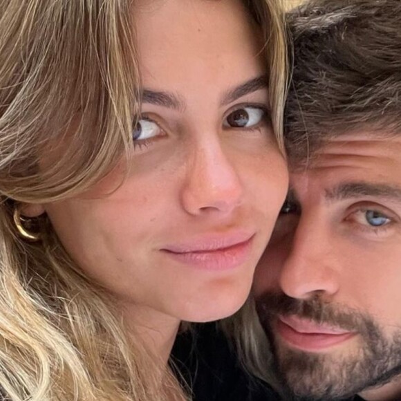 Piqué posta primeira foto com Clara Chía e movimenta web