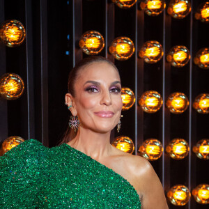 Ivete Sangalo foi processada por um ex-roadie, que afirma ter trabalhado durante 25 anos na equipe da cantora sem carteira assinada