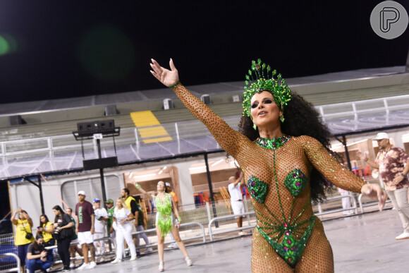 Viviane Araujo é uma das personalidades mais icônicas do Carnaval