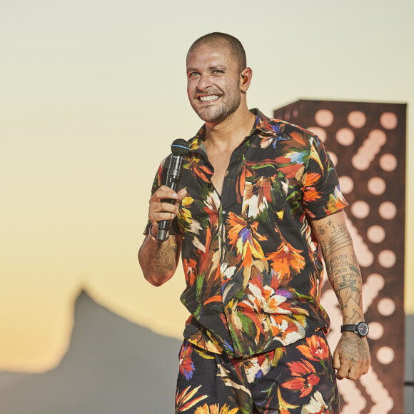 Diogo Nogueira faz show no camarote do grupo SOMA na Sapucaí em um dos dias de desfiles das escolas de samba do grupo especial