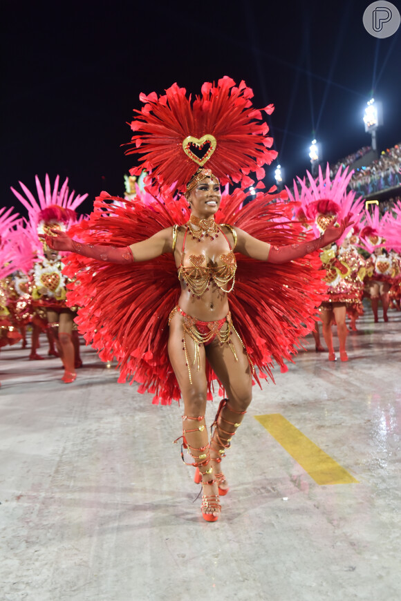 O Carnaval do Rio teve também Rebecca como musa do Salgueiro